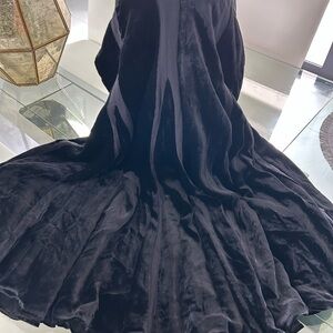 DKNY Elegant Black Velvet Skirt